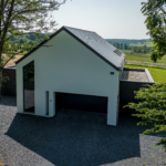 Maison clé sur porte à Assenois