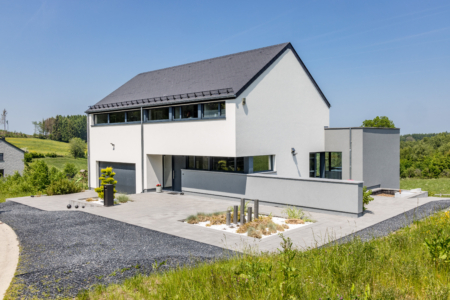 Maison clé sur porte à Bastogne